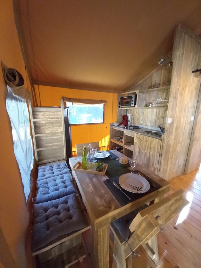 Luxury tent La Tente Du Randonneur *